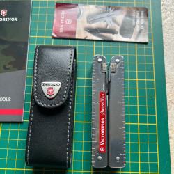Victorinox swisstool
