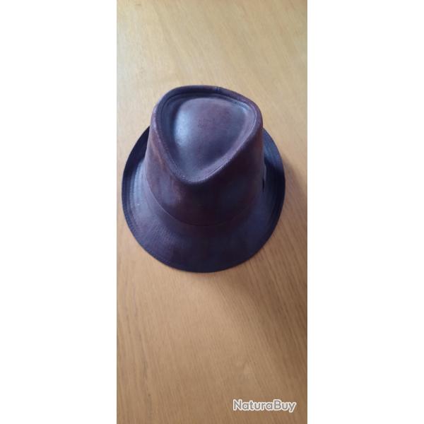 Chapeau pour la chasse