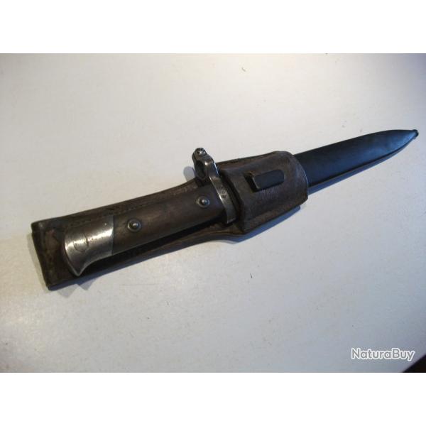 EQUIPEMENT MILITAIRE BAIONNETTE POLONAIS JE PENSE ?????