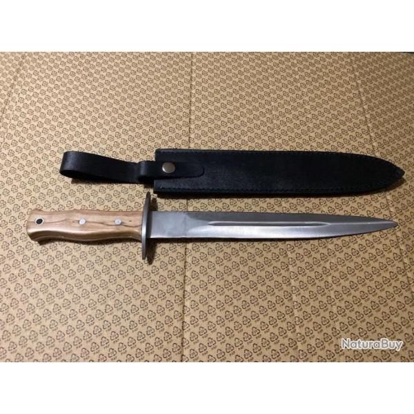 HOUSSE CUIR  POUR DAGUE LAME DE 28 CM  2025   19