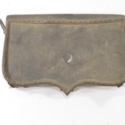 Ancienne giberne cartouchi&egrave;re 19e si&egrave;cle. A restaurer. Second Empire ? 3e R&eacute;publique ? Napol&eacute;on III?