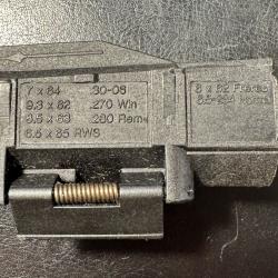 Chargeur R93 Standard, excellent état !