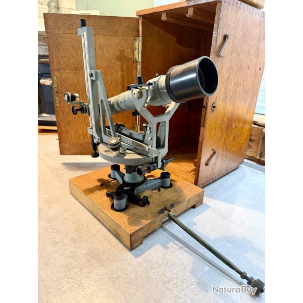 Th�odolite Secr�tan