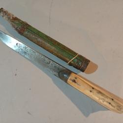 Ancien couteau crétois régional époque 19ème siecle avec fourreau