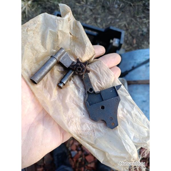 Lot plaque de recouvrement axe de barillet et extracteur