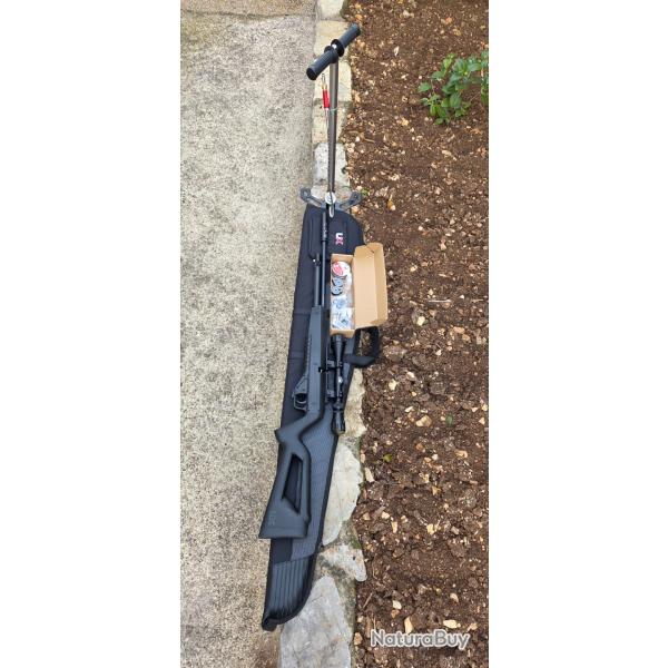 Pack Carabine UX Iconix PCP cal 5.5  19.9 joules + pompe  main + lunette UX 3-9X40