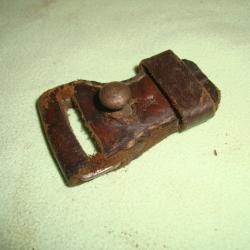 PATTE DE FIXATION BRETELLE ALLEMANDE WW2