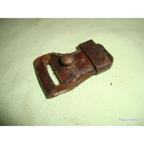 PATTE DE FIXATION BRETELLE ALLEMANDE WW2