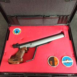 Vends pistolet air comprimé FEINWERKBAU modele 100, numero 401406