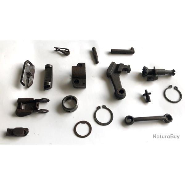 Lot de pices pour MAS 49/56.  FSA