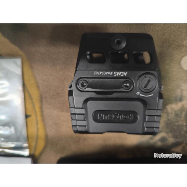 holosun model AEMS panneau solaire neuf