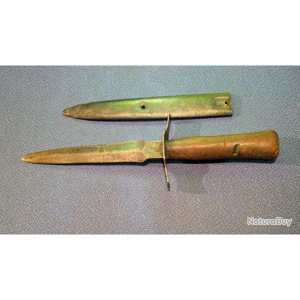 poignard de tranche " le  vengeur" model 1916