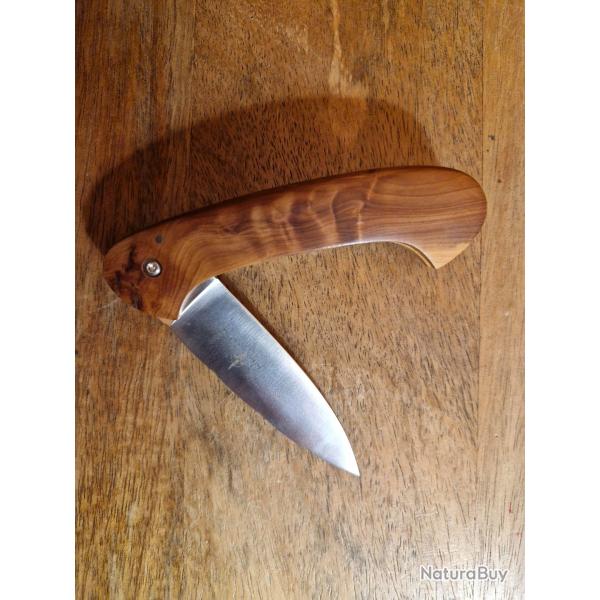 Beau petit couteau pliant  cran forc en acier inox poli avec manche bois