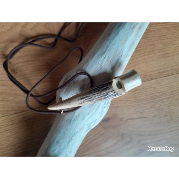 Sifflet en corne  de Cerf   N5