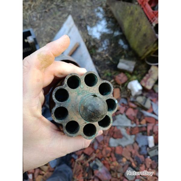 Imposant barillet laiton pour poudre noire