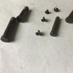 VENDU PAR LE-CUIRASSIER JEU DE VIS ET CONTRE VIS  DE S/AUTO BROWNING AUTO5 CAL12