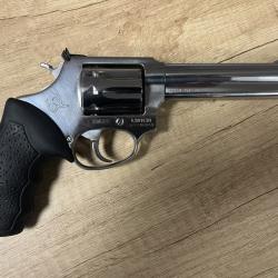 TAURUS 94 22 LR tr&eacute;s bon &eacute;tat