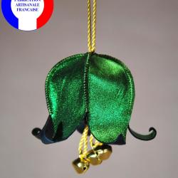 Clochettes musicales de No&euml;l en cuir et ses jingle bells pour le sapin vert sapin