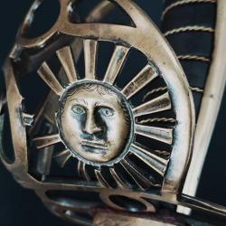 SABRE D'OFFICIER DU RÉGIMENT DE CAVALERIE DE LA REINE MAISON DU ROI ÉPOQUE LOUIS XVI France Ancienne