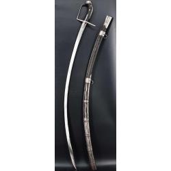 SABRE MODÈLE 1752 D'OFFICIER DES HUSSARDS HONGROIS DE L'ARMÉE DU ROI LOUIS XV, France Ancienne Monar