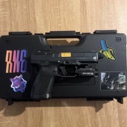 CANIK TP9ELITE COMBAT EXÉCUTIVE + Viseur Mcanik MO1 + Olight Balder S