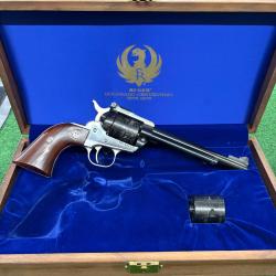 SUPERBE RUGER NEW MODEL SINGLE-SIX EDITION COLORADO CENTENNIAL 22LR + BARILLET 22 MAG