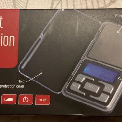 Balance de précision 0,01