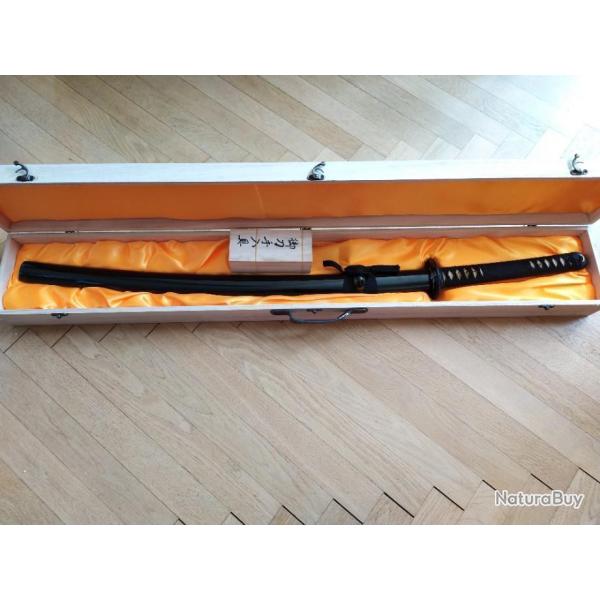 Livraison pour Nol Katana Soshu  Kitae vritable sabre forg  la main lame damas 512 couches