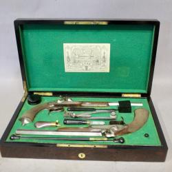 Coffret de pistolets de duels Verney Carron fr&egrave;res XIX&egrave;me