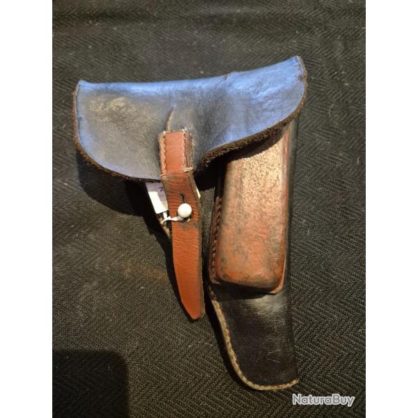 Etui pistolet ww2 en cuir