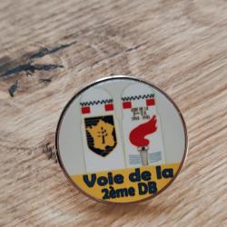 INSIGNE MÉTAL " VOIE DE LA  2 EME DB"