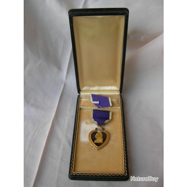 WW2 US M�DAILLE MILITAIRE " PURPLE HEART " AM�RICAINE DANS SA BO�TE D'ORIGINE 39-45