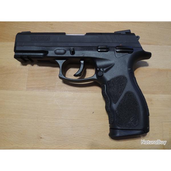 Pistolet Taurus TH9 9x19mm