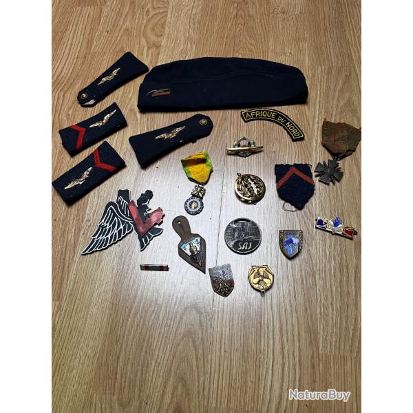Petit lot militaire, arm�e de l'air, calot, insignes, pucelles, Indochine, Alg�rie.