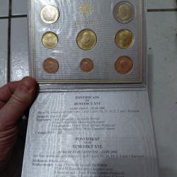 RARE...LES EUROS DU VATICAN 2006
