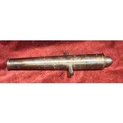 Canon poudre noire mod&egrave;le r&eacute;duit artisanal 30 cm .  Canon 18mm