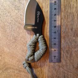 Petit couteau squelette de marque MAX KNIVE design Paolo SIMOES num&eacute;rot&eacute; avec &eacute;tui kydex