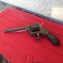 Revolver à broche cal 12mm PIRLOT &FRERES bon état de fonctionnement longueur 30cm