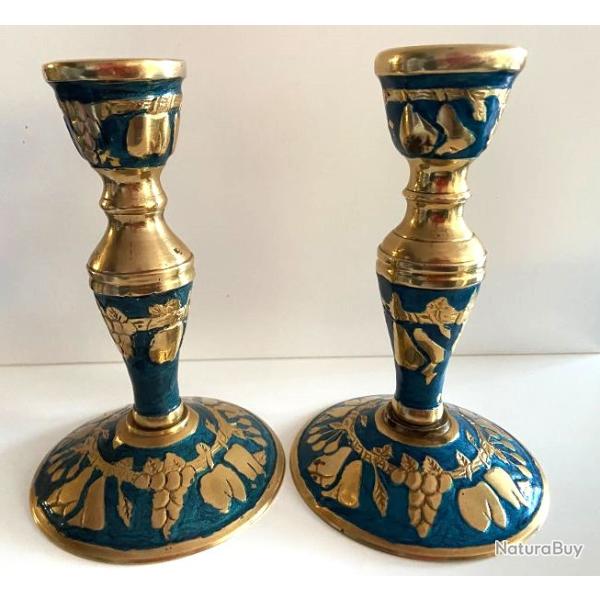 Atypique Duo de Bougeoirs Porte-Cierges Chandeliers Cuivrerie de Cerdon France