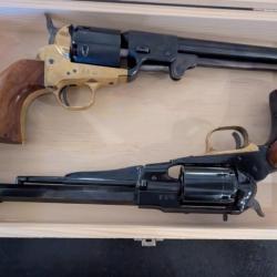 COFFRET DE PRESENTATION REVOLVER PISTOLET COLLECTION / EN BOIS MASSIF GRANDE DIMENSION