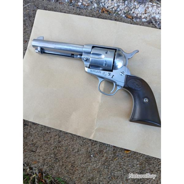 Revolver colt single action army mod�le 1873 SAA fronti�re calibre 44/40 Winchester
