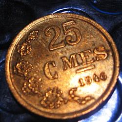 luxembourg  , piece de 25 centimes  de 1946 ttb diametre 19 mm bronze