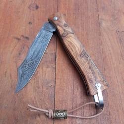 Joli Couteau DOUKDOUK Manche Bois d Olivier