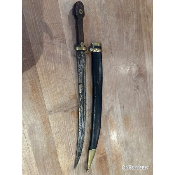 Sabre court russe Beibout