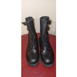 RANGERS REGLEMENTAIRES ARMEE FRANCAISE (TAILLE 43)