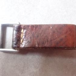 ATTACHE / PASSANT DE CEINTURE POUR PORTER DAGUE D'OFFICIER SUISSE