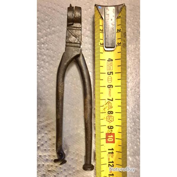 Moule a balle pour coffret calibre environ 8mm?? avec tire balle