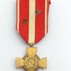 (11.003) Croix de la Valeur militaire