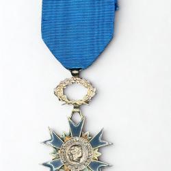 (03.001) Ordre national du M&eacute;rite