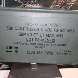 Caisses &agrave; munitions "acier" d'origine militaire, &eacute;tat impeccable